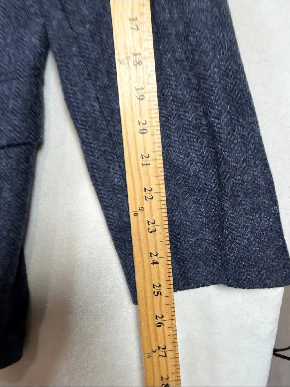 J. Crew 40R Ludlow Herringbone MOON British Cloth Navy Two-Button Sport Coat